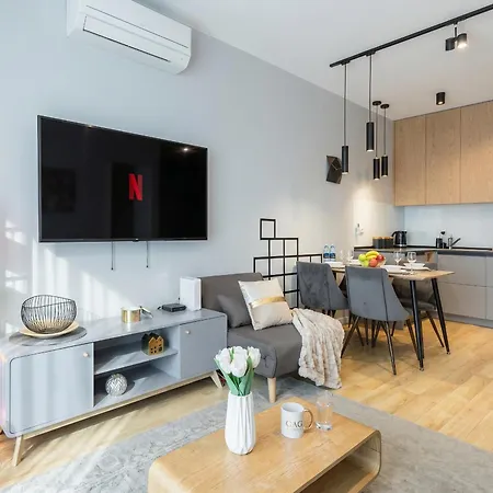 Urban Chic - Two Bedrooms - Center - Sienna Street Appartement