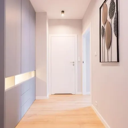 Urban Chic - Two Bedrooms - Center - Sienna Street Apartman Varsó