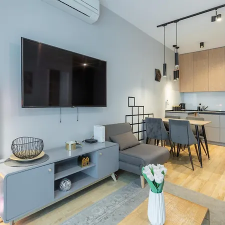Urban Chic - Two Bedrooms - Center - Sienna Street Apartman Varsó